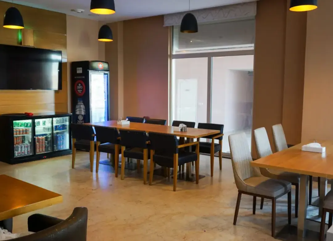 Restaurants in Victory Heights 