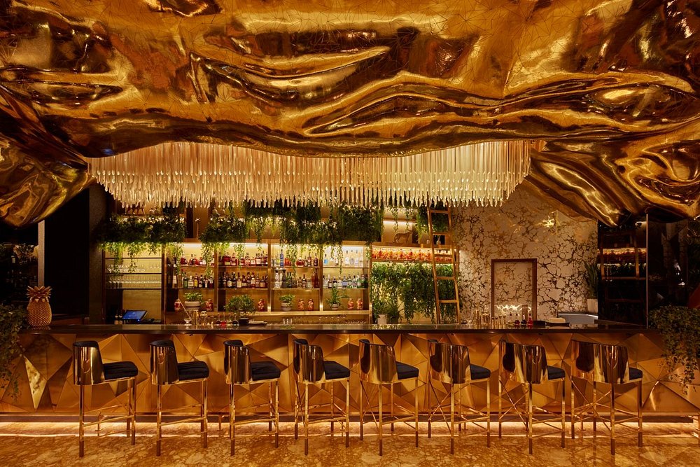 Top 10 Luxury Bars and Lounges in Dubai