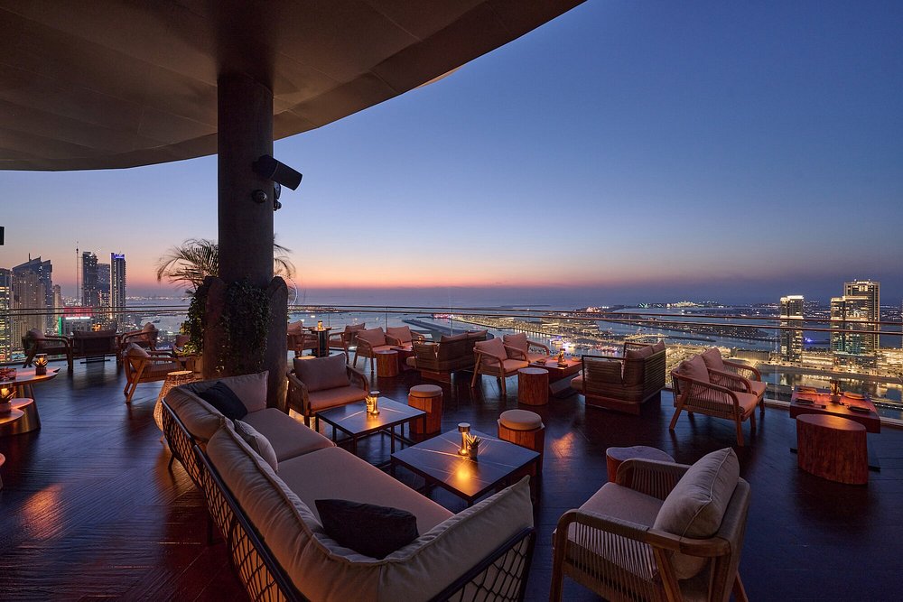 Top 10 Luxury Bars and Lounges in Dubai