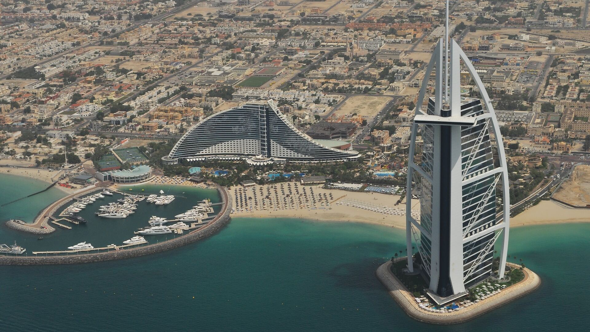 5 Best Resorts In Dubai