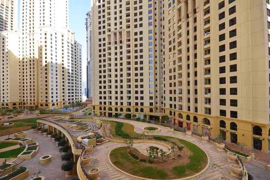 Expats' Dilemma: Should You Rent or Buy Property in Dubai?