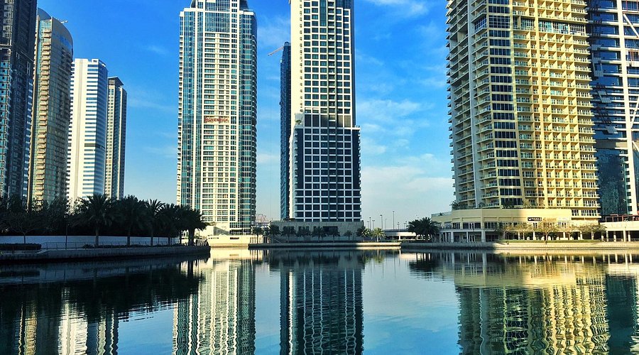 Expats' Dilemma: Should You Rent or Buy Property in Dubai?