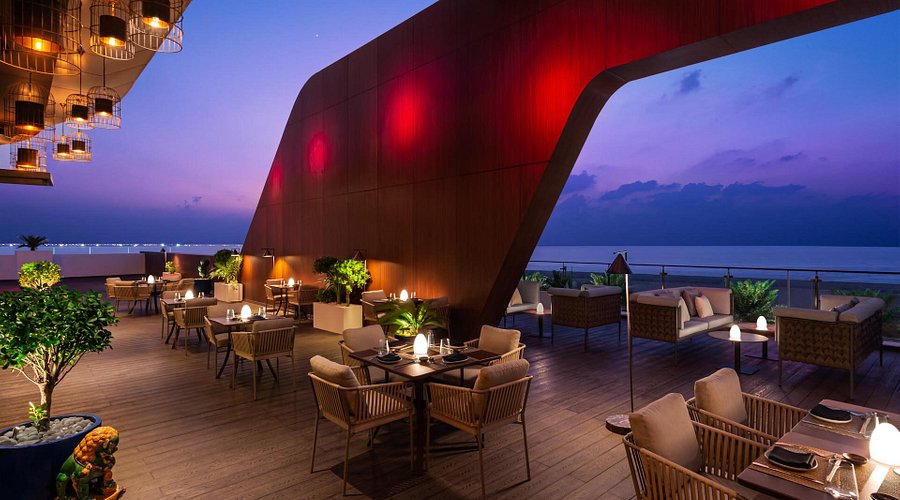 Burj Khalifa View Restaurant: A Dining Experience Like No Other