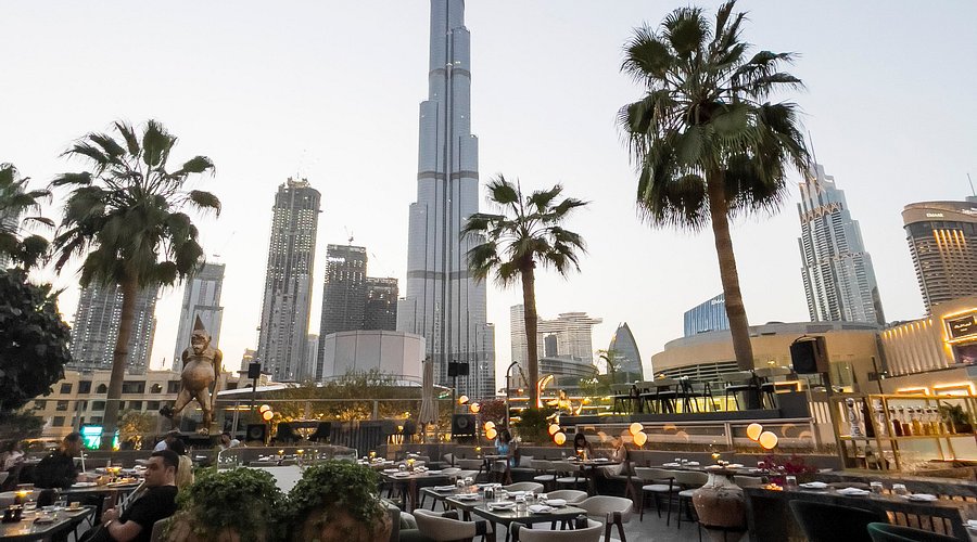 Burj Khalifa View Restaurant: A Dining Experience Like No Other