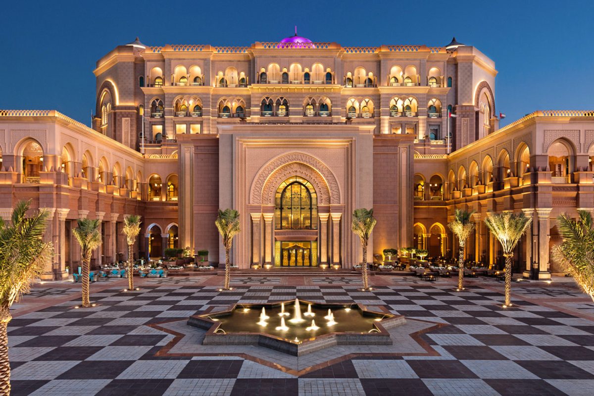 Famous Celebrities Who Live in Dubai and Their Lifestyles