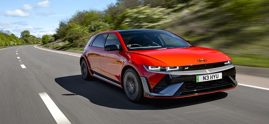 Best Luxury Electric Cars for 2025