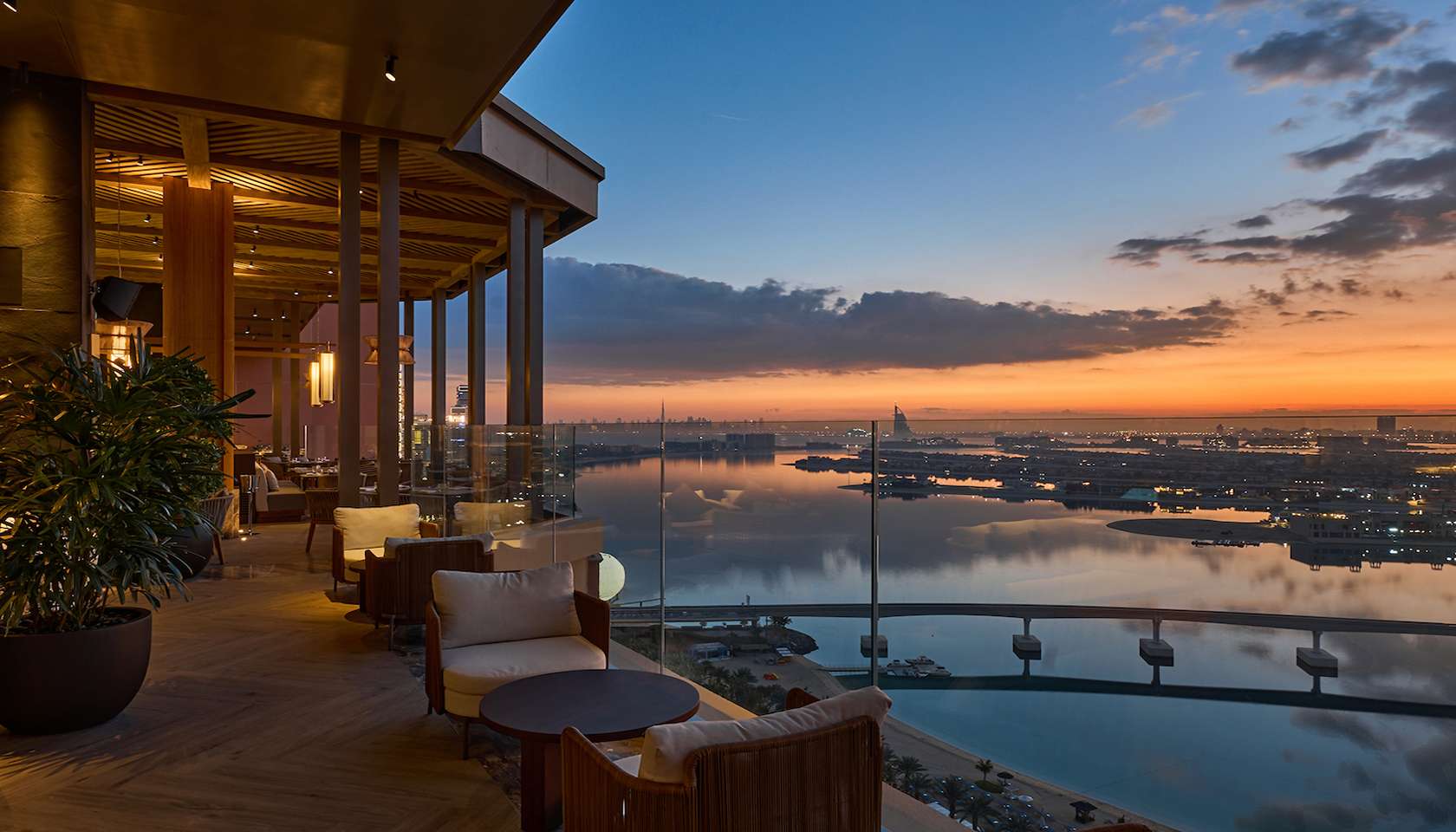 Royal Atlantis Restaurants: Top 7 Dining Experiences