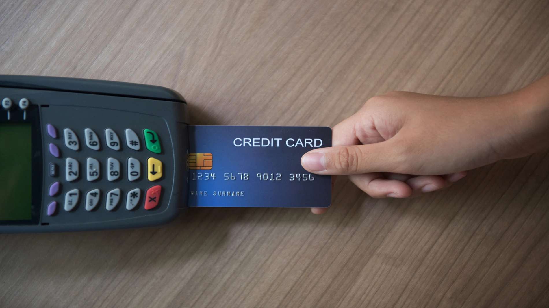 Your Complete Guide to the Best Credit Cards in the UAE